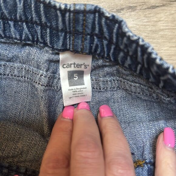 Girls Jeans. Carter’s size 5. Elastic waist. Front heart pockets. Super soft.​ - Picture 2 of 4